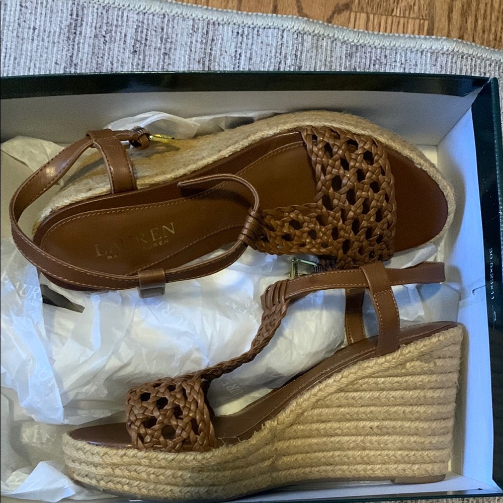 Ralph lauren Hailey heels. 4” heel. Size 8.5